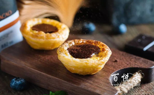 蛋撻液加點(diǎn)巧克力,能有不一樣的感覺,家人小孩都愛吃